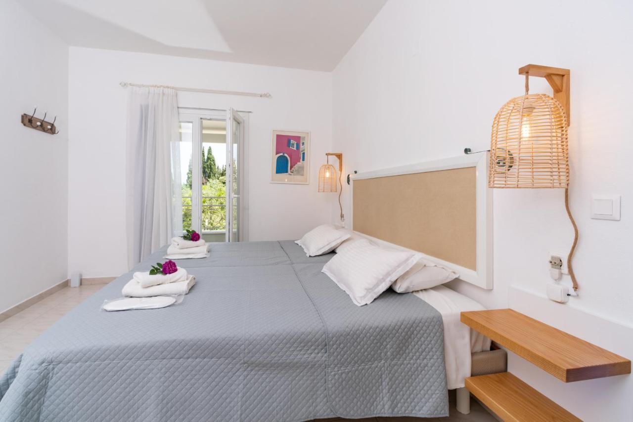 Averto Corfu Apartments Dassia  Extérieur photo