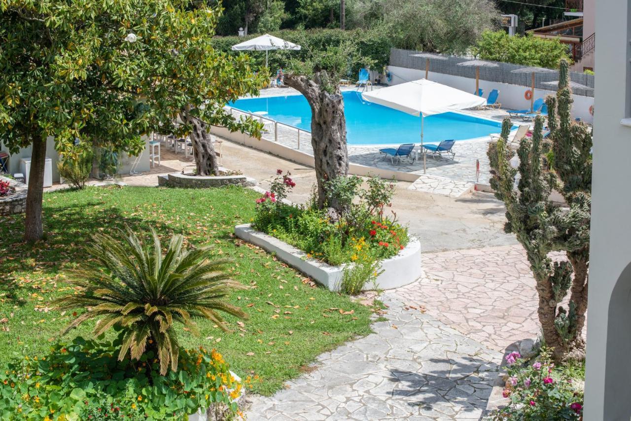 Averto Corfu Apartments Dassia  Extérieur photo