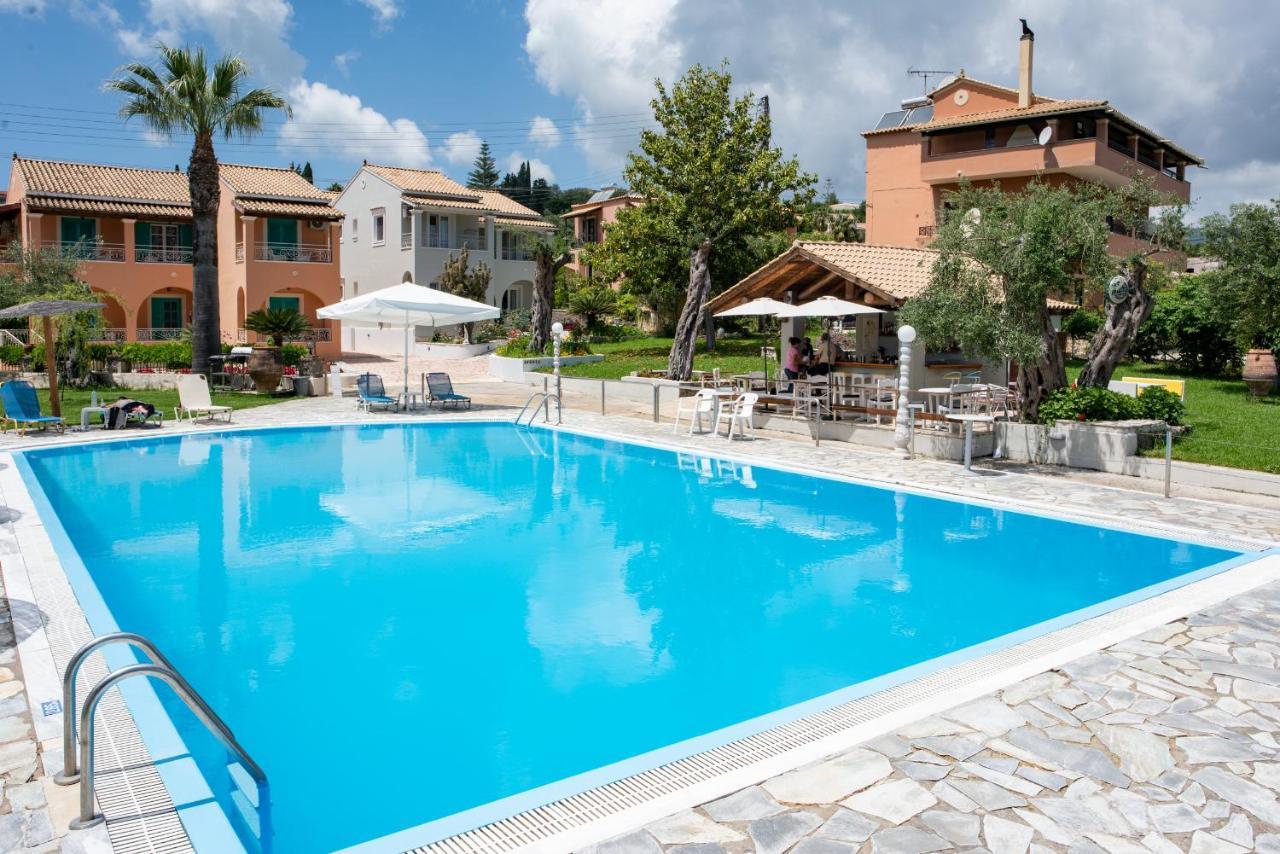 Averto Corfu Apartments Dassia  Extérieur photo