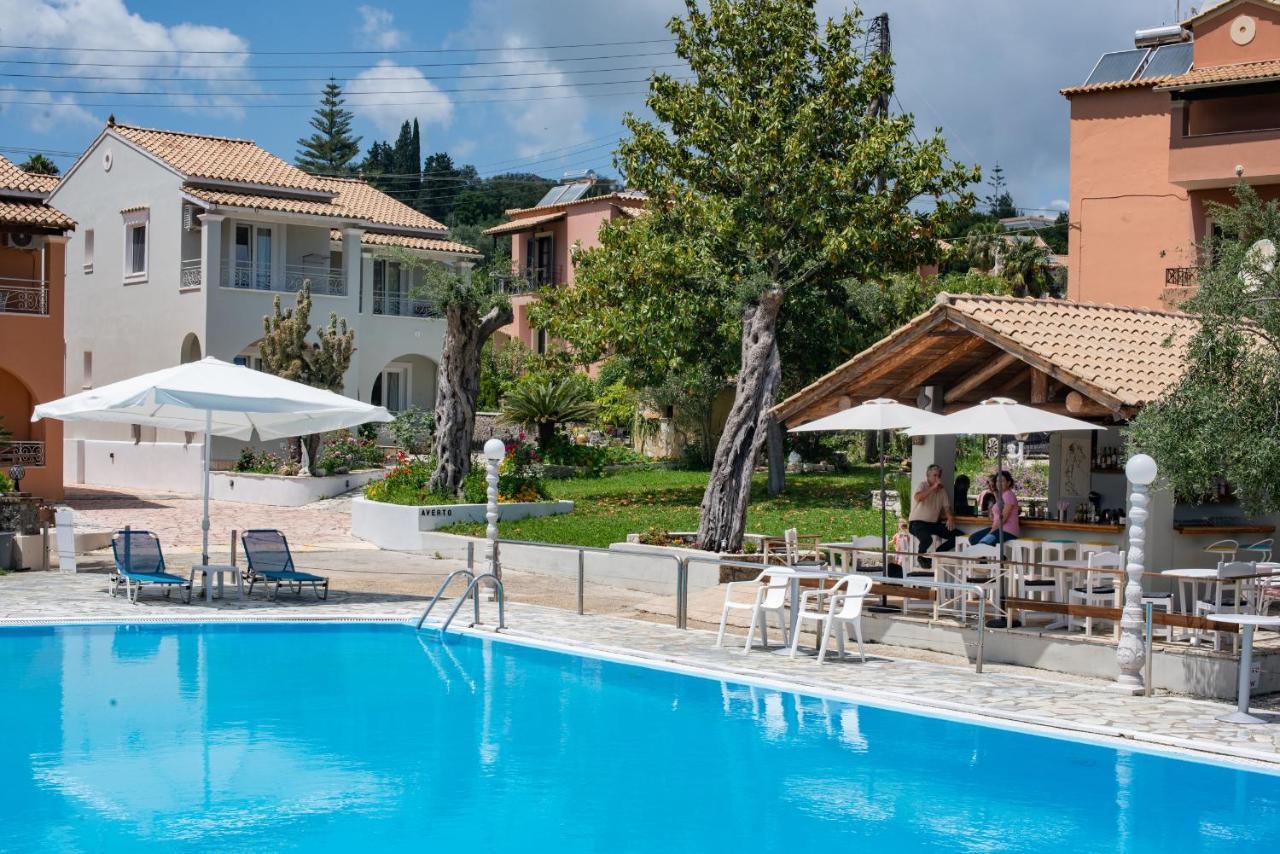 Averto Corfu Apartments Dassia  Extérieur photo